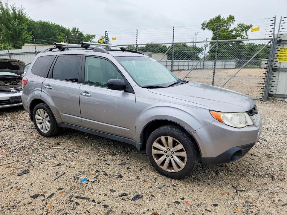 2011 SUBARU FORESTER 2.5X PREMIUM — Фото 4 из 12