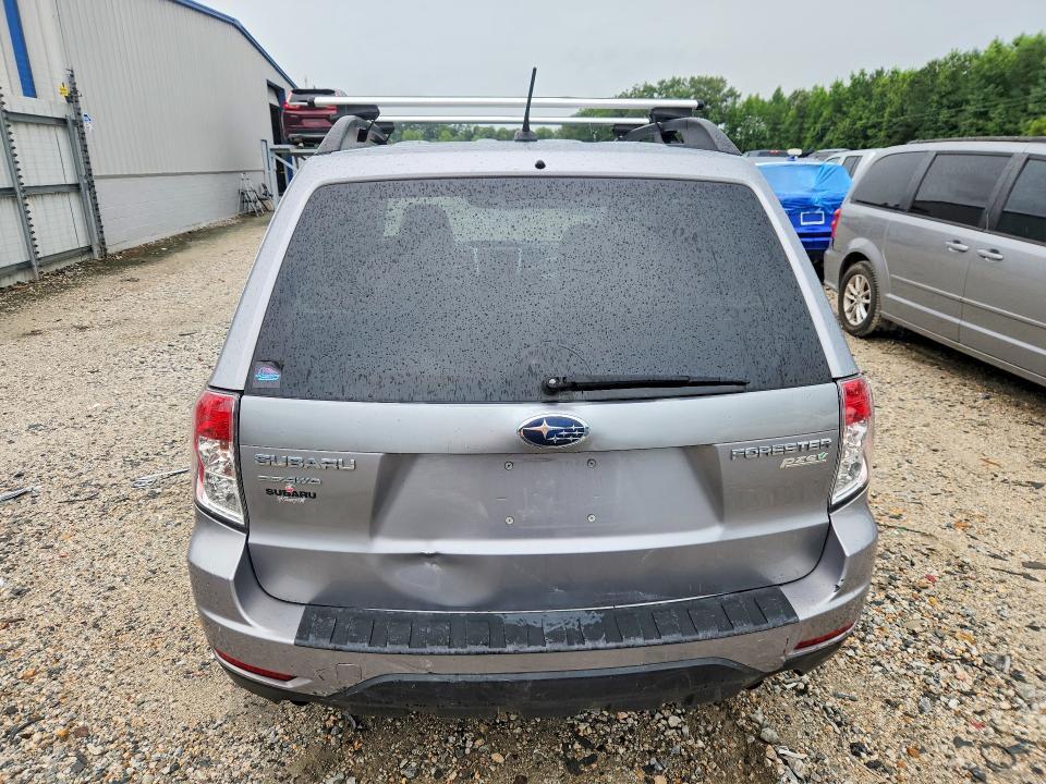 2011 SUBARU FORESTER 2.5X PREMIUM — Фото 6 из 12