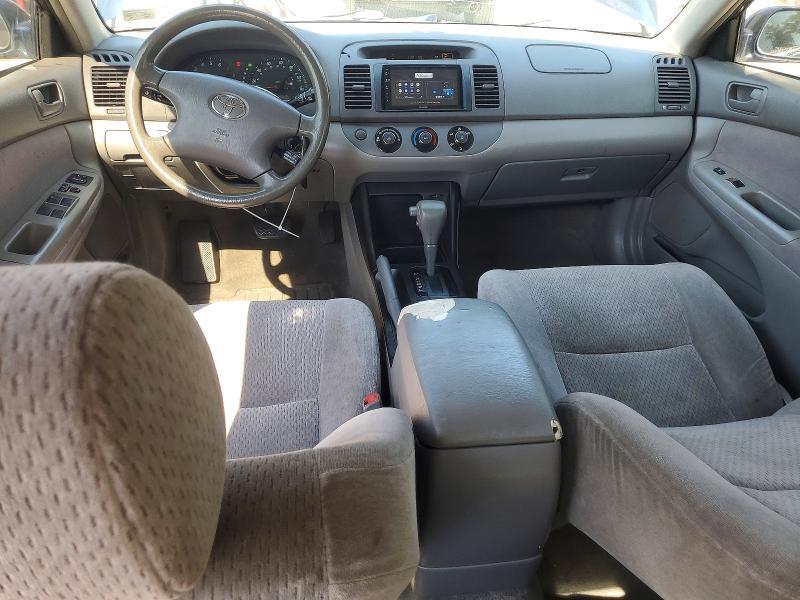 2004 TOYOTA CAMRY LE — Фото 8 из 13
