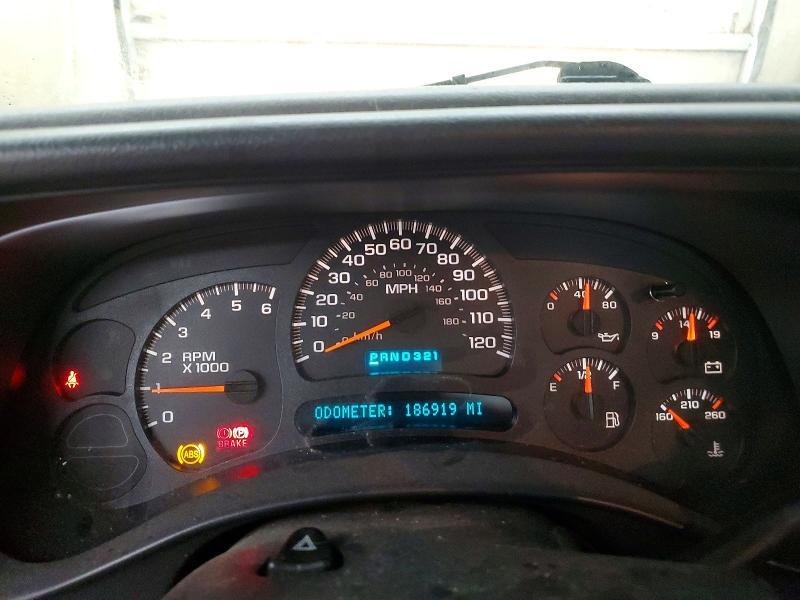2004 CHEVROLET SILVERADO C1500 — Фото 9 из 13