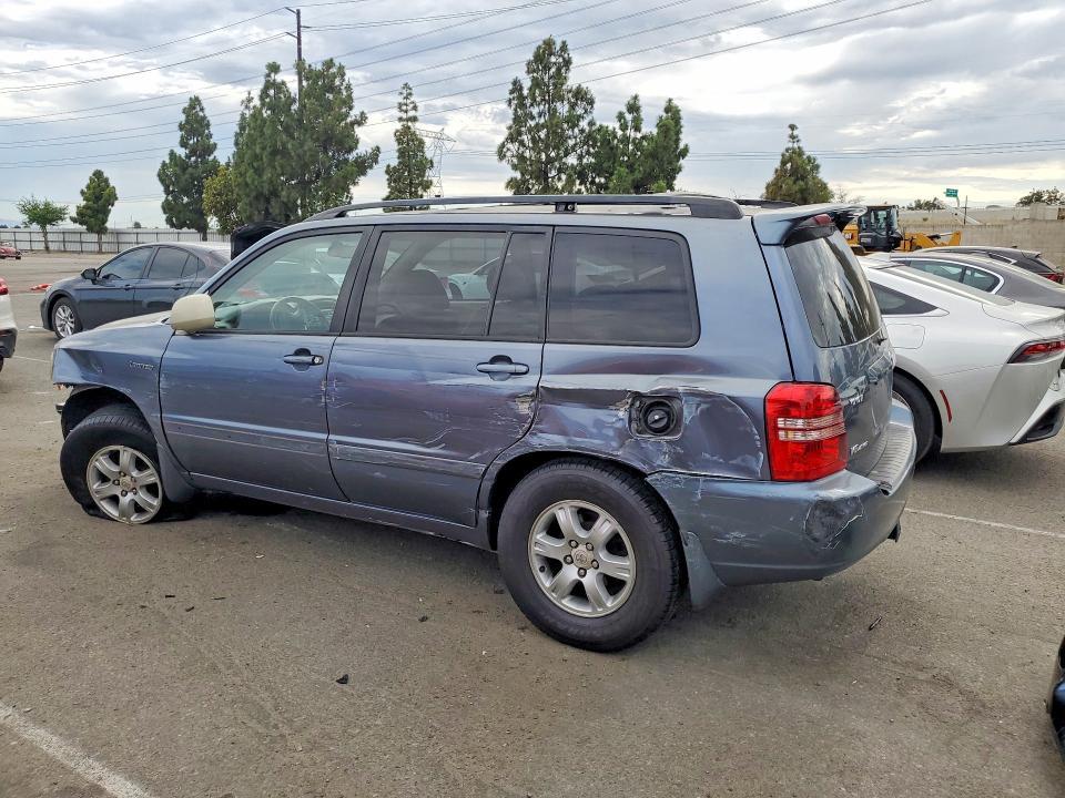 2002 TOYOTA HIGHLANDER LIMITED — Фото 2 из 14