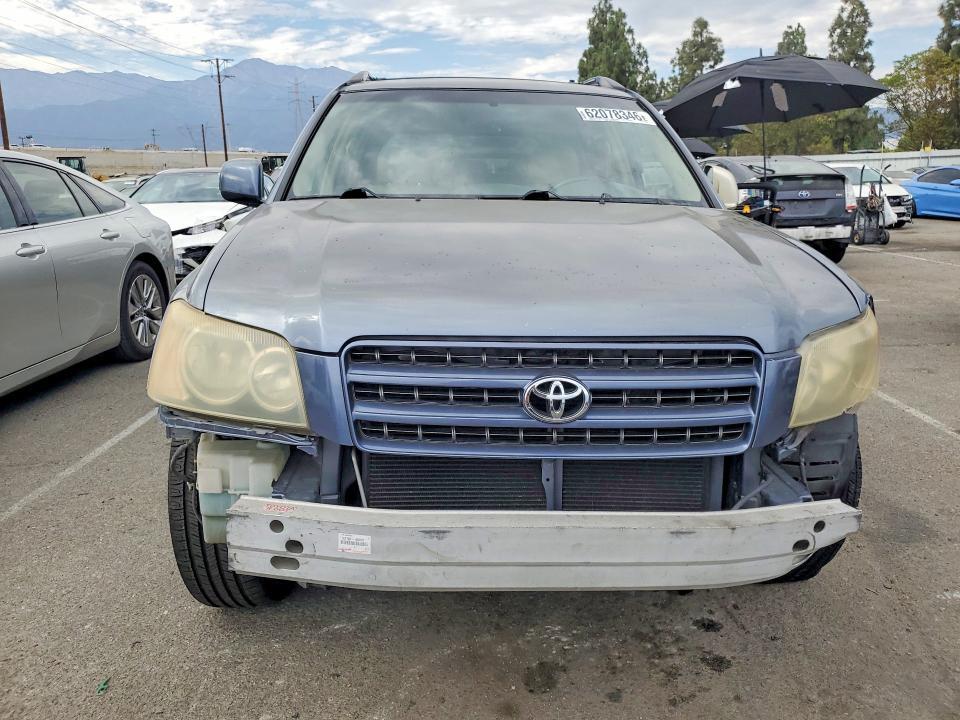 2002 TOYOTA HIGHLANDER LIMITED — Фото 5 из 14