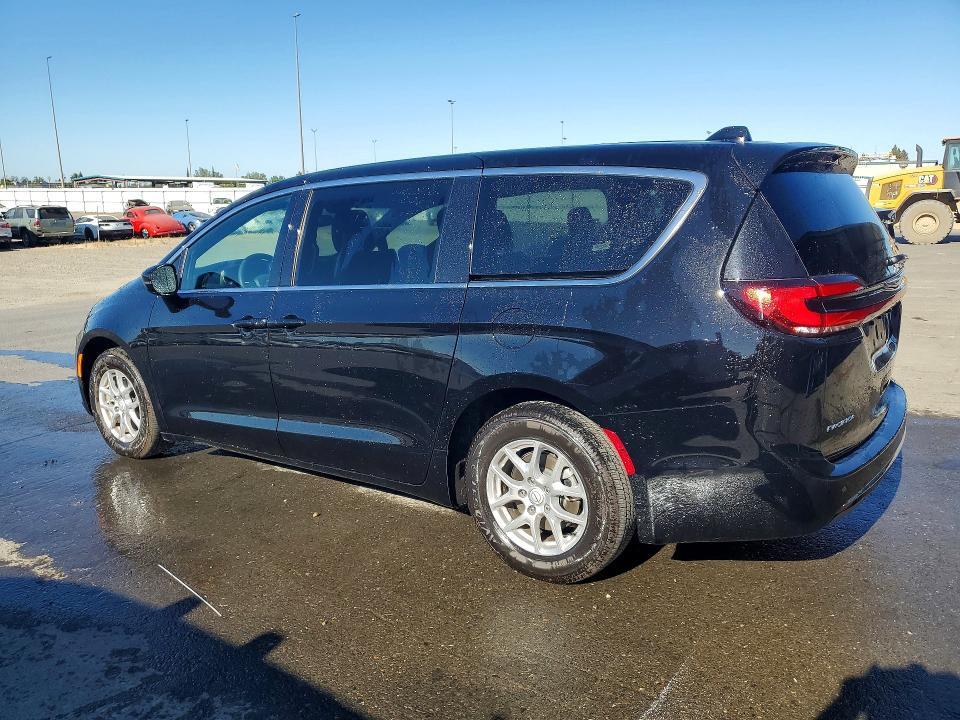 2C4RC1BGXTR226216 2026 CHRYSLER PACIFICA photo no. 2