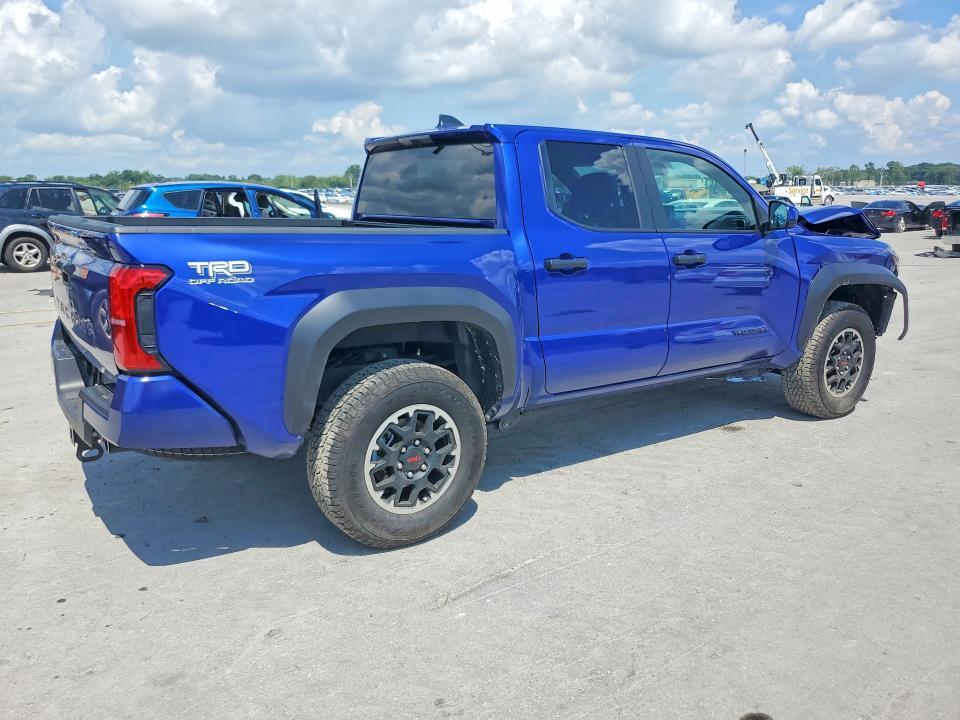 2025 TOYOTA TACOMA TRD OFF-ROAD — Фото 3 из 13