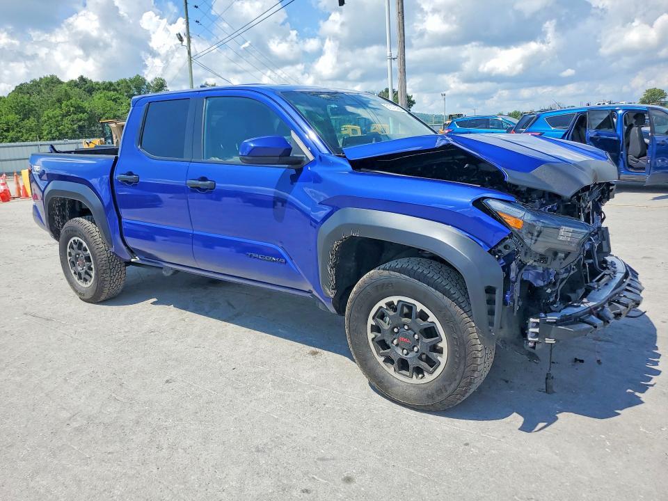 2025 TOYOTA TACOMA TRD OFF-ROAD — Фото 4 из 13