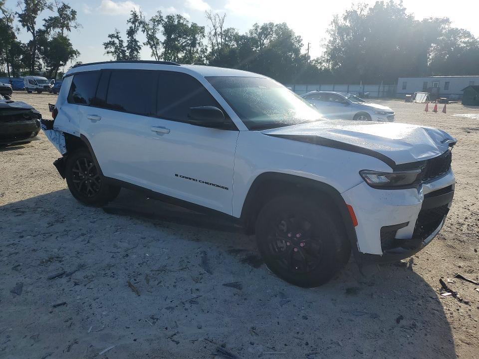 2024 JEEP GRAND CHEROKEE L LAREDO — Фото 4 из 13