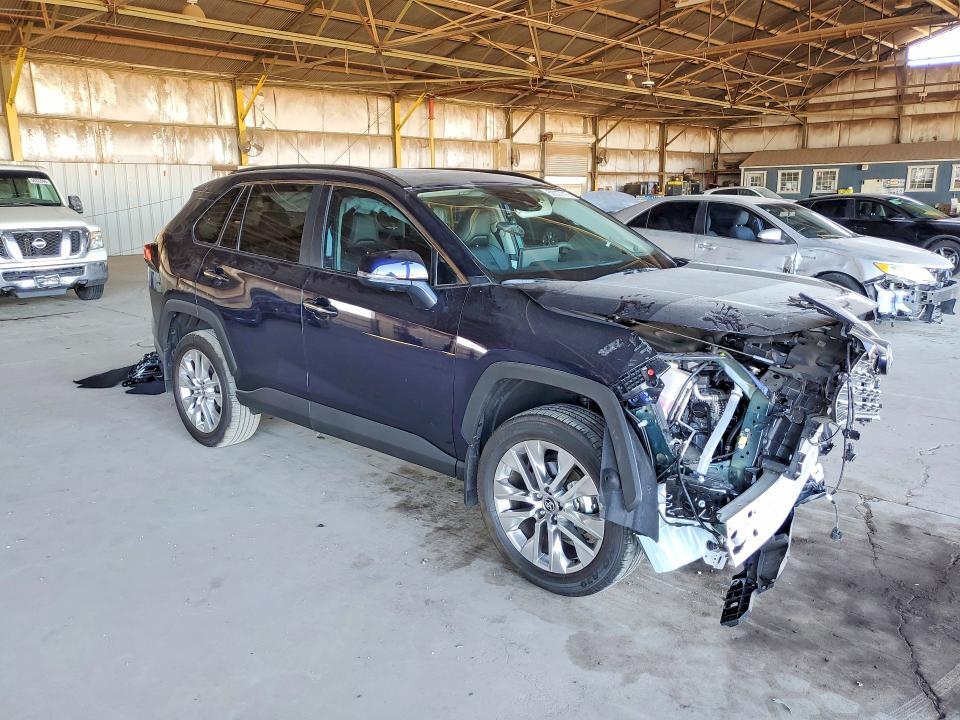 2025 TOYOTA RAV4 LIMITED — Фото 4 из 14
