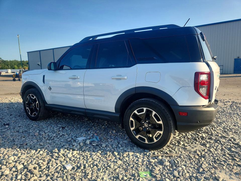 2022 FORD BRONCO SPORT OUTER BANKS — Фото 2 из 13