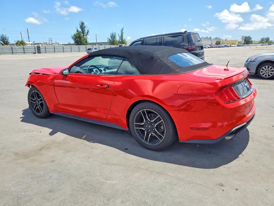 2022 FORD MUSTANG — Фото 2 из 12