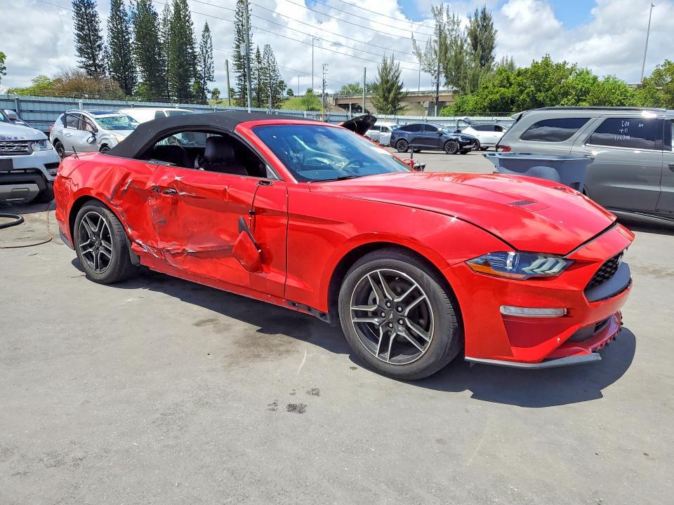 2022 FORD MUSTANG — Фото 4 из 12