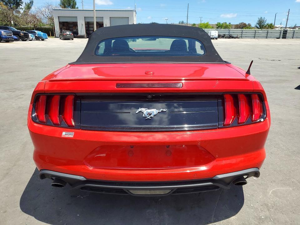 2022 FORD MUSTANG — Фото 6 из 12