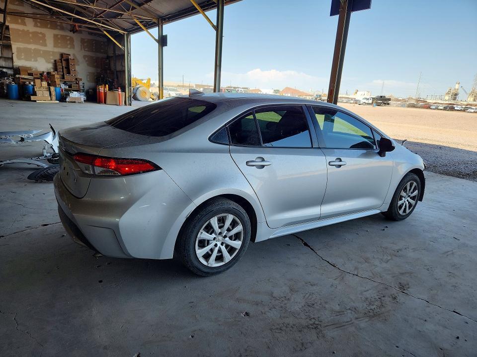 2022 TOYOTA COROLLA LE — Фото 3 из 13