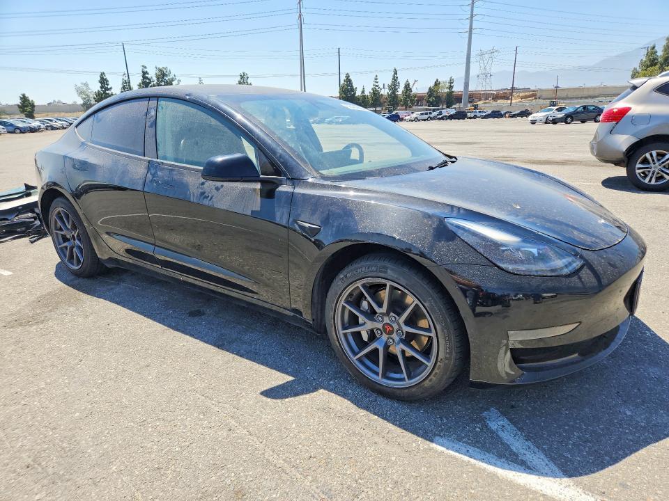 2022 TESLA MODEL 3 — Фото 4 из 13