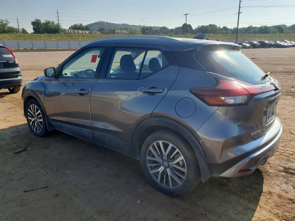 2021 NISSAN KICKS SV — Фото 2 из 12