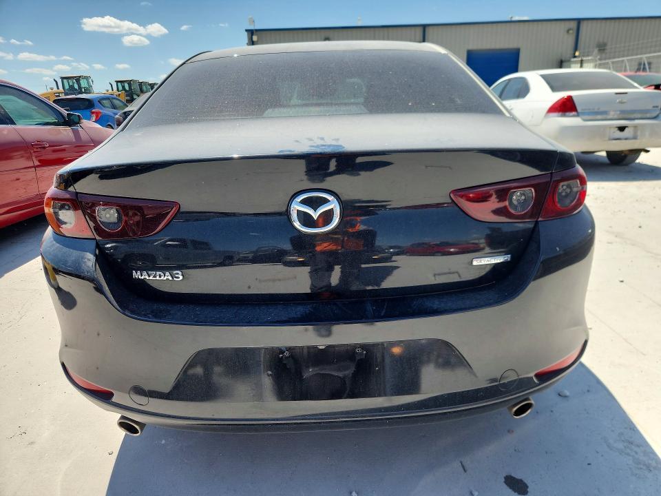 2021 MAZDA 3 SELECT — Фото 6 из 13