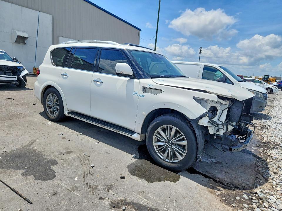 2020 INFINITI QX80 LUXE — Фото 4 из 14