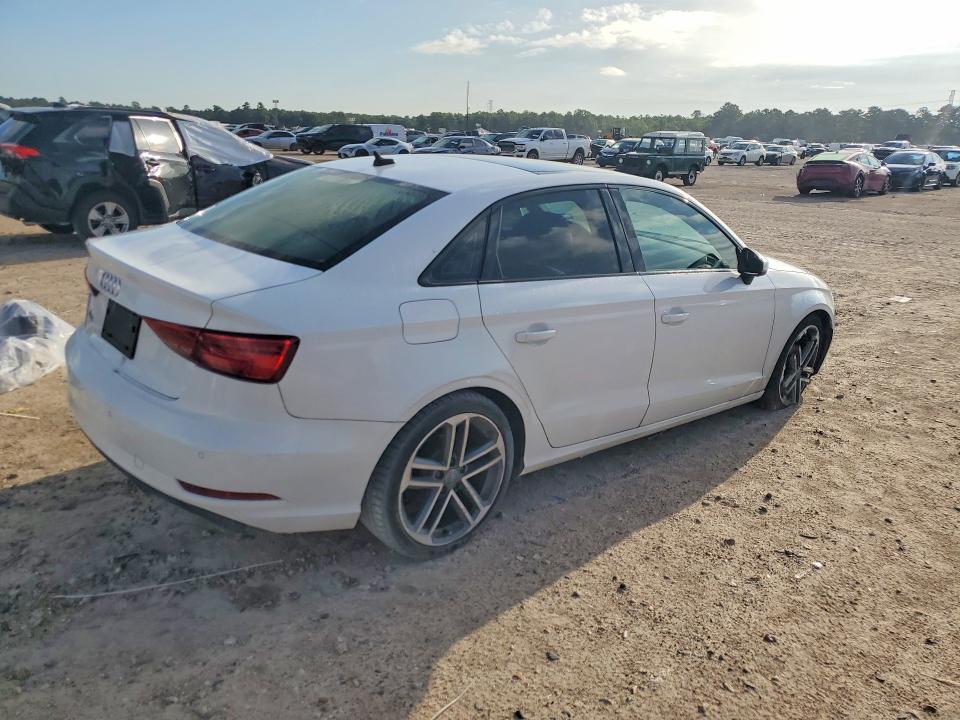 2020 AUDI A3 PREMIUM — Фото 3 из 12