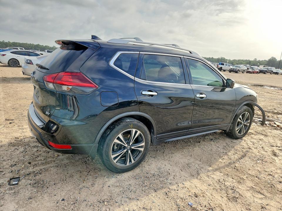 2020 NISSAN ROGUE SV — Фото 3 из 13