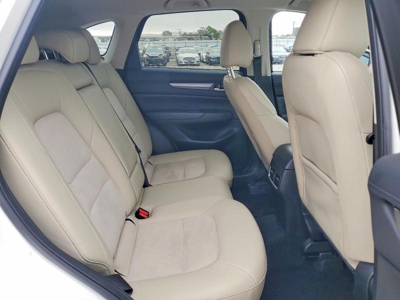 2020 MAZDA CX-5 TOURING — Фото 11 из 13
