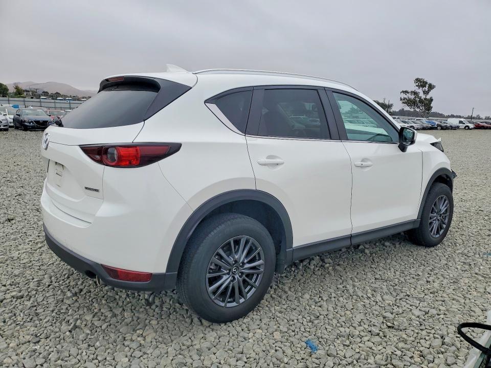 2020 MAZDA CX-5 TOURING — Фото 3 из 13
