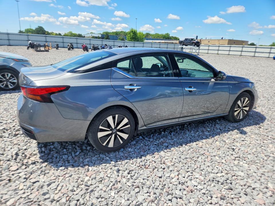 2019 NISSAN ALTIMA SL — Фото 3 из 13