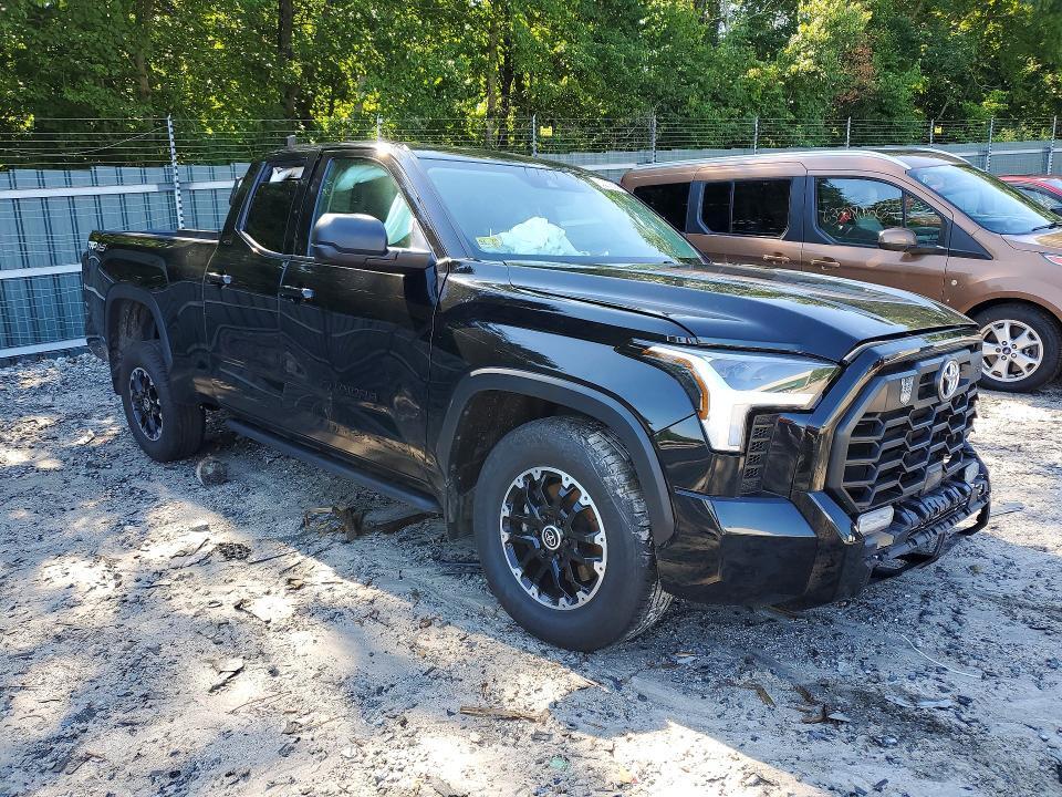 2023 TOYOTA TUNDRA SR5 — Фото 4 из 12