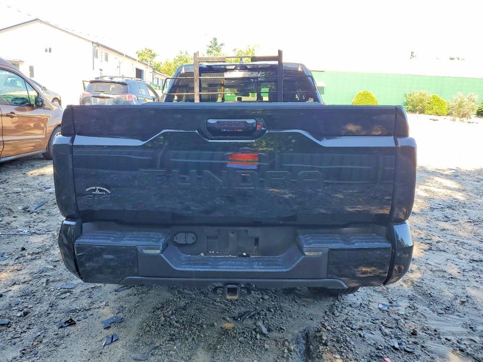 2023 TOYOTA TUNDRA SR5 — Фото 6 из 12