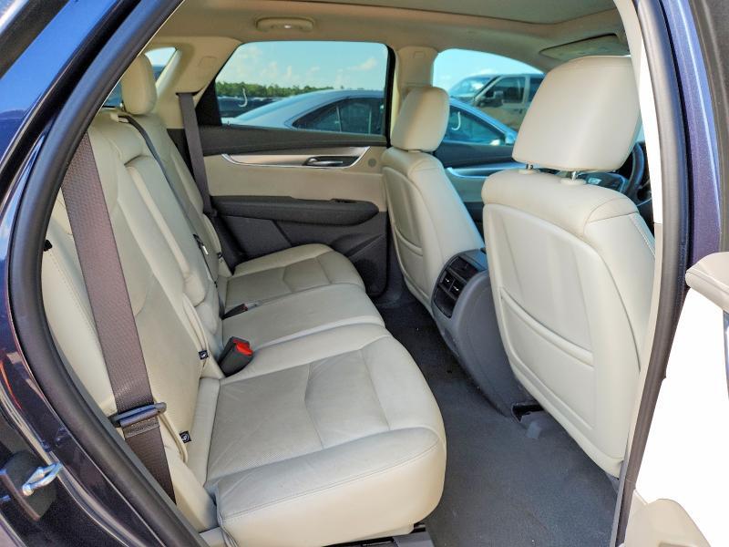 2019 CADILLAC XT5 LUXURY — Фото 10 из 12