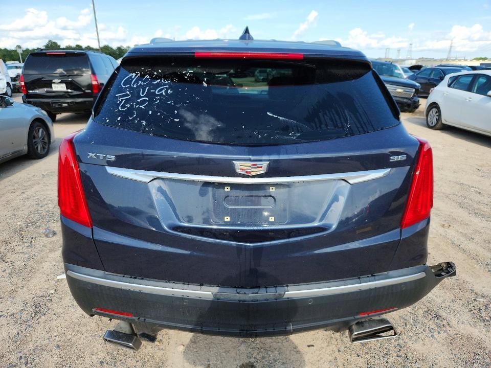2019 CADILLAC XT5 LUXURY — Фото 6 из 12