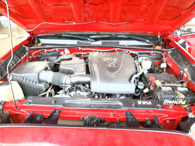 2019 TOYOTA TACOMA SR5 V6 — Фото 11 из 12
