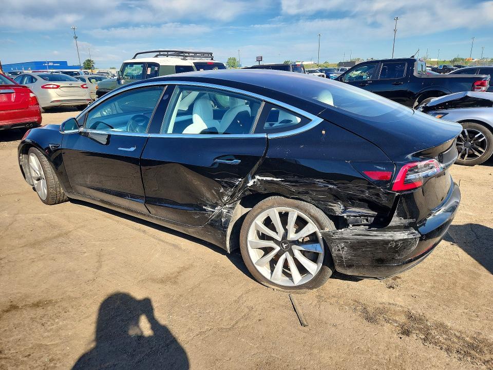 5YJ3E1EB0JF135058 2018 TESLA MODEL 3 photo no. 2