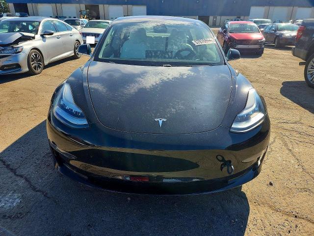 5YJ3E1EB0JF135058 2018 TESLA MODEL 3 photo no. 5