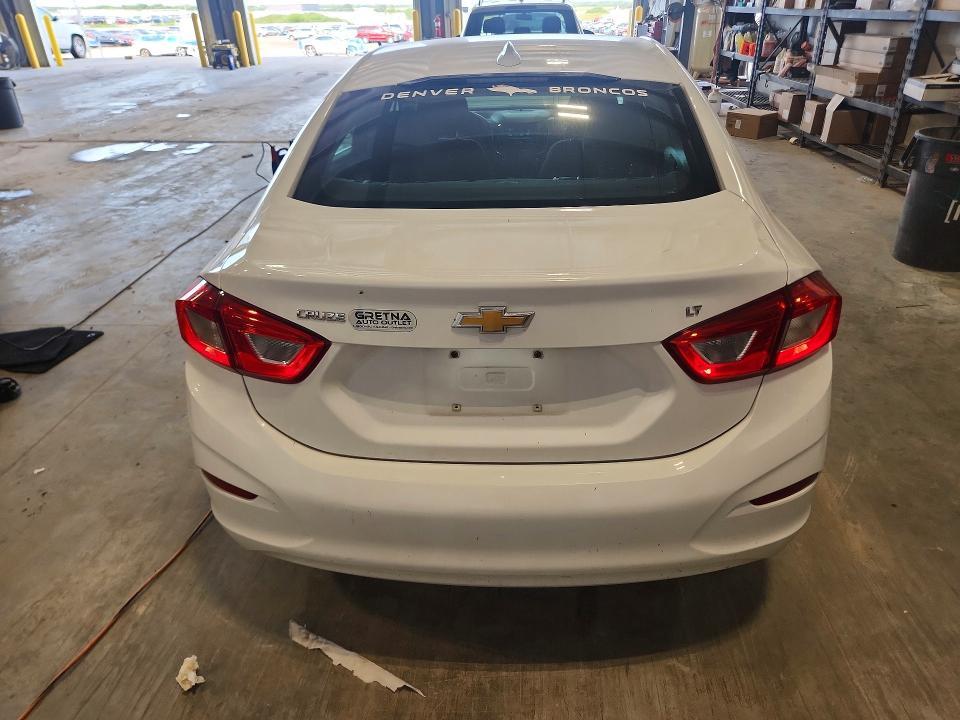 2018 CHEVROLET CRUZE LT — Фото 6 из 12