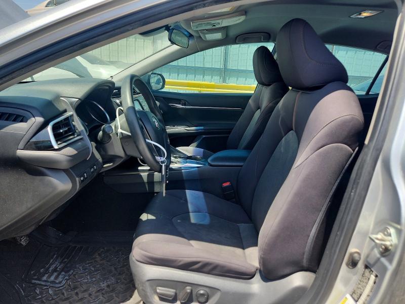 2018 TOYOTA CAMRY LE — Фото 7 из 12