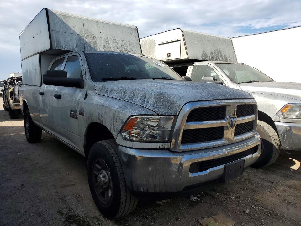 3C6UR5HJ1JG358410 2018 RAM 2500 photo no. 4