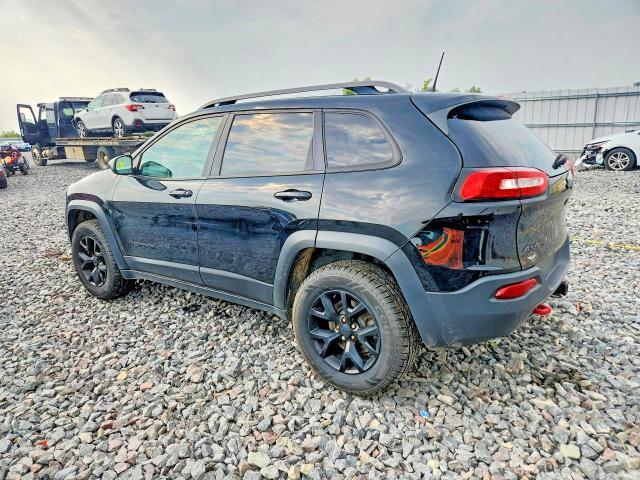2017 JEEP CHEROKEE TRAILHAWK — Фото 2 из 12