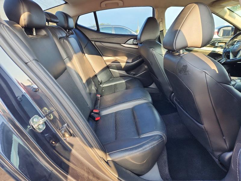 2017 NISSAN MAXIMA 3.5 SV — Фото 10 из 13