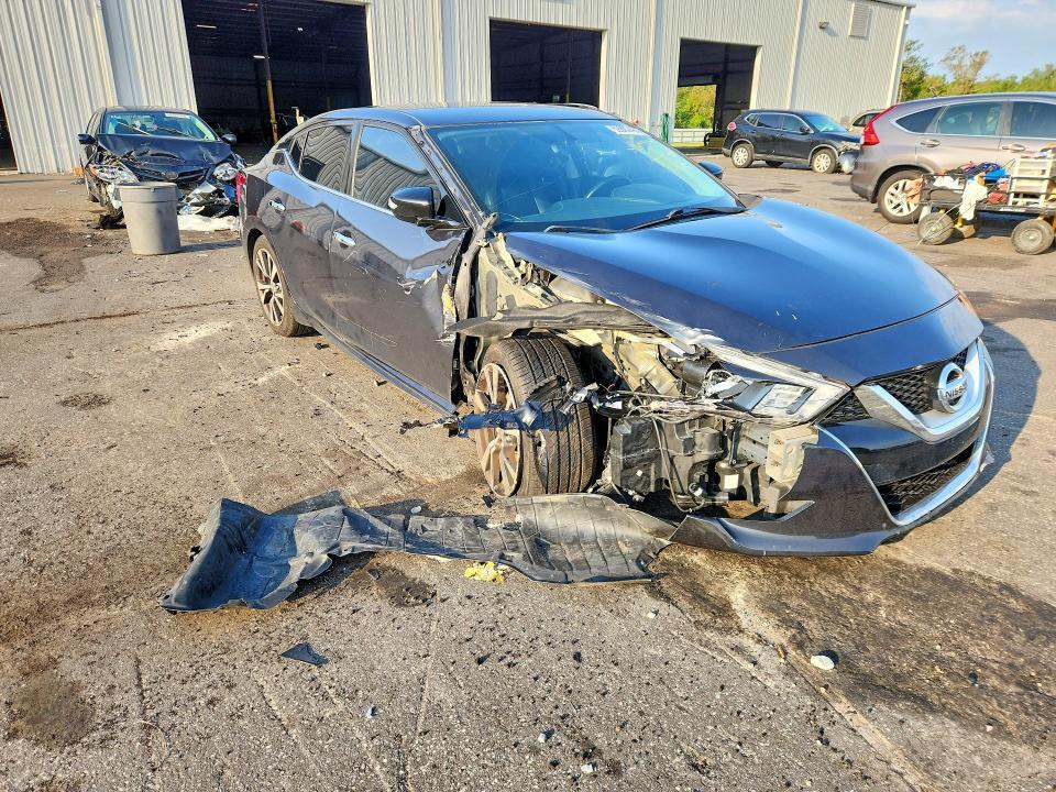 2017 NISSAN MAXIMA 3.5 SV — Фото 4 из 13