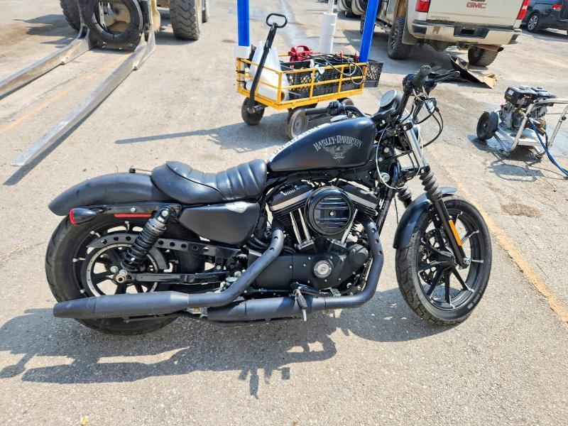 2017 HARLEY-DAVIDSON XL883 1HD4LE218HC438964