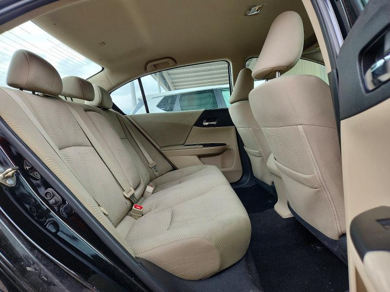 2017 HONDA ACCORD LX — Фото 10 из 12