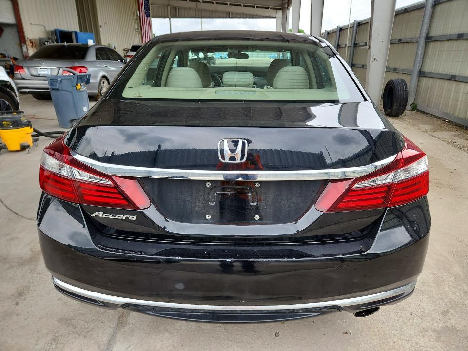 2017 HONDA ACCORD LX — Фото 6 из 12