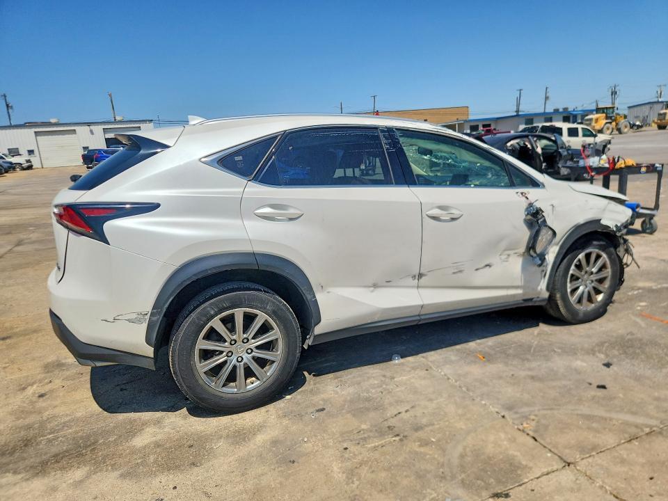JTJYARBZ0H2079263 2017 LEXUS NX 200T photo no. 3