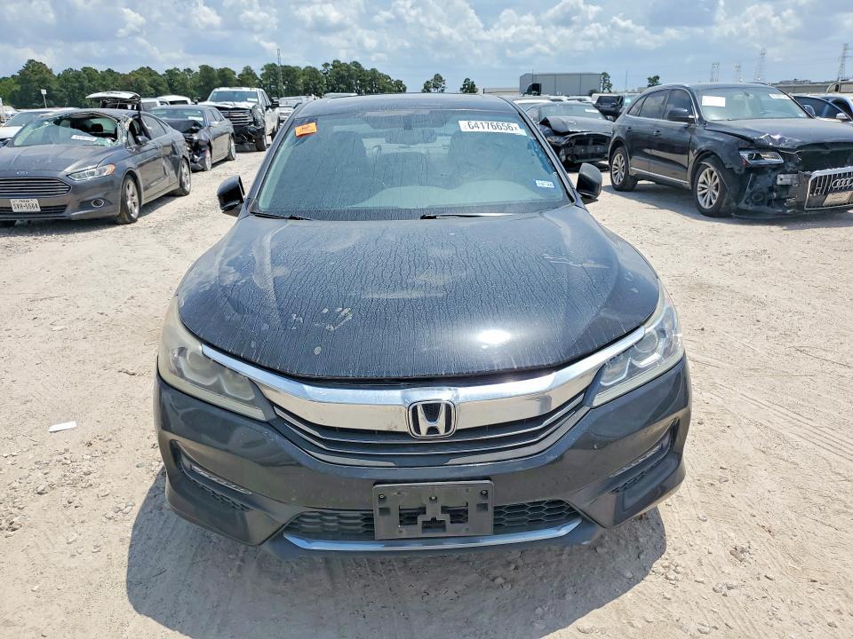 1HGCR2F81HA136995 2017 HONDA ACCORD photo no. 5