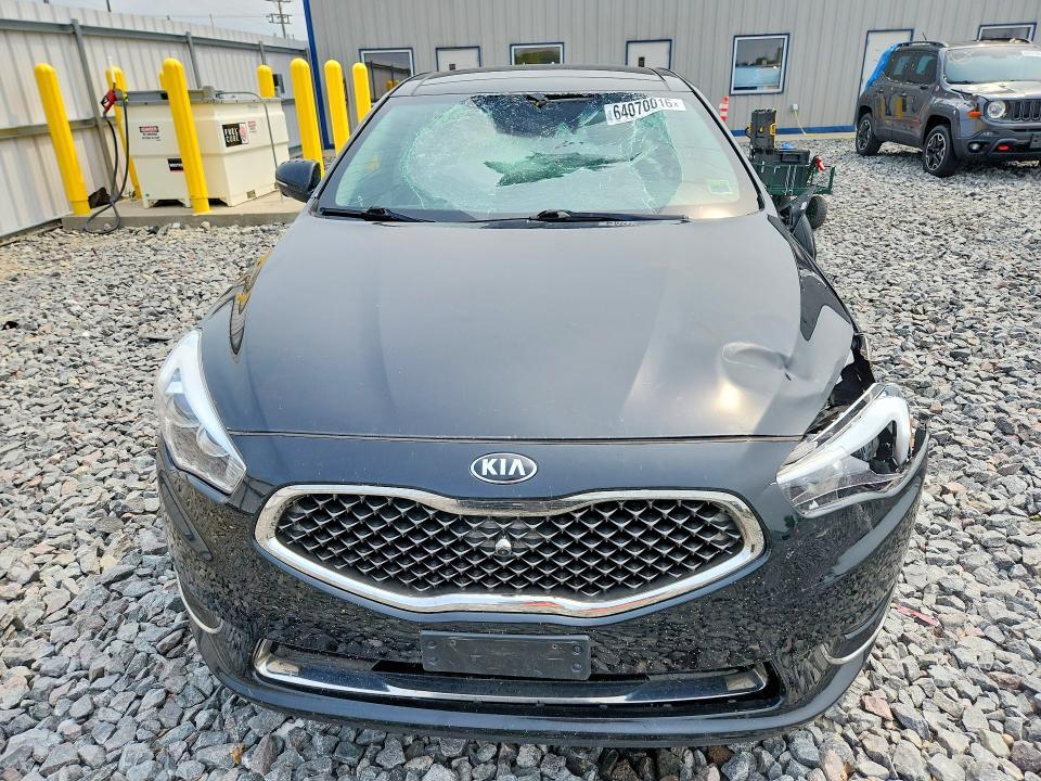 2016 KIA CADENZA LUXURY — Фото 5 из 12