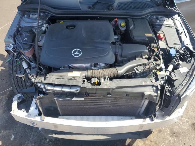 2016 MERCEDES-BENZ GLA 250 — Фото 11 из 13