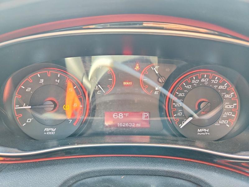 2016 DODGE DART SXT — Фото 9 из 13