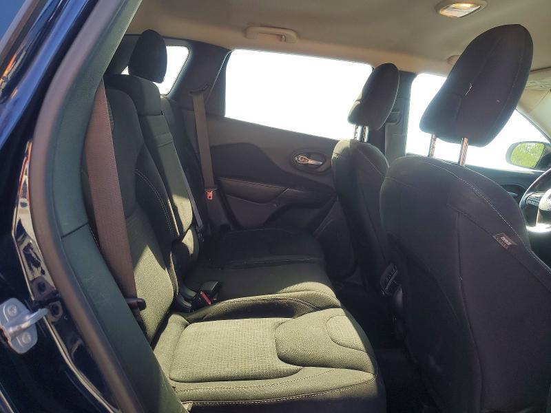 2016 JEEP CHEROKEE LATITUDE — Фото 11 из 13