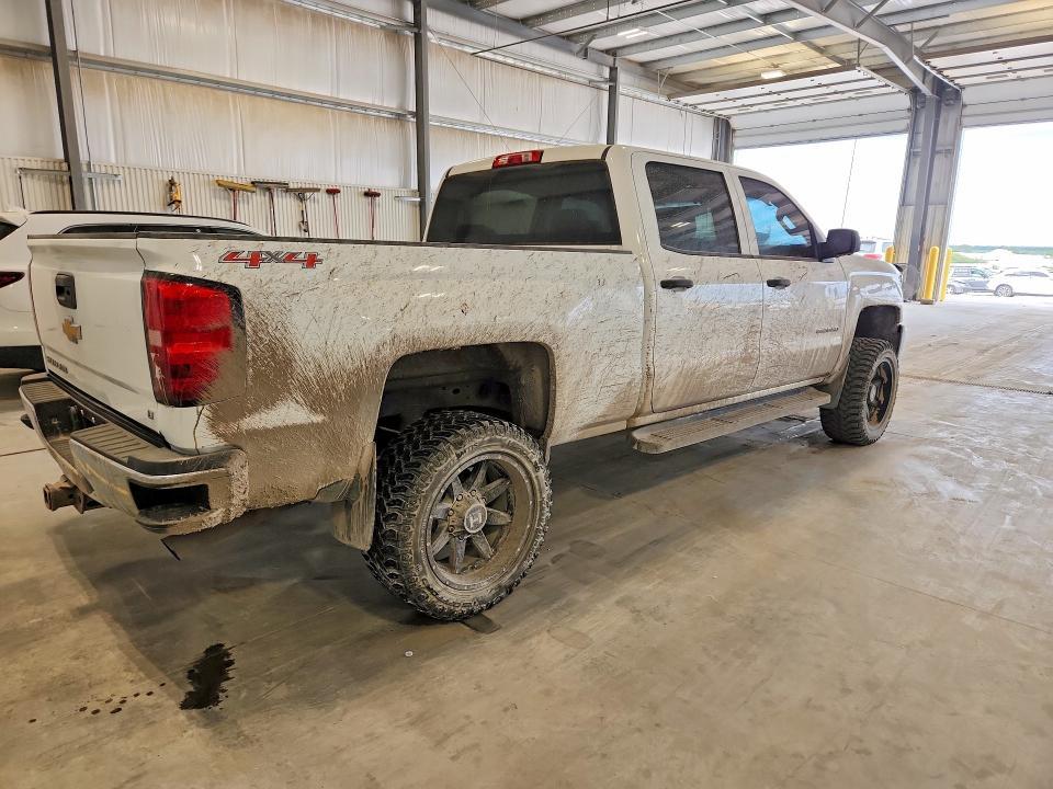 2015 CHEVROLET SILVERADO K2500 HEAVY DUTY LT — Фото 3 из 12