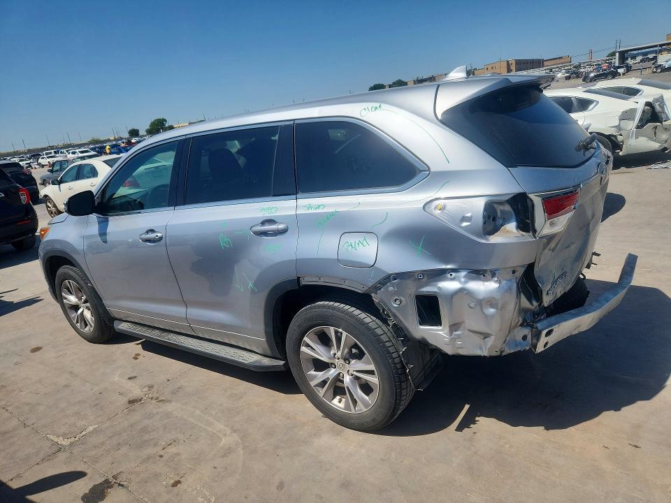 5TDZKRFH9FS049853 2015 TOYOTA HIGHLANDER photo no. 2