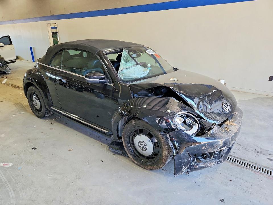 3VW517AT0EM813957 2014 VOLKSWAGEN BEETLE photo no. 4